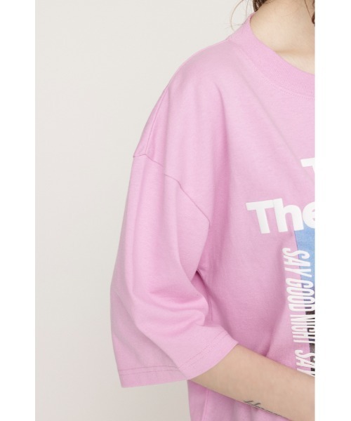 SLY(スライ)の「FOAM LOGO PHOTO T/SH フォーム ロゴ フォト ティーシャツ(Tシャツ/カットソー・レディース・ホワイト/ピンク/ブラック/杢グレー・FREE)」の17枚目の写真