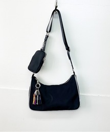 EM:cheek  チーク　square shoulder  スクエアショルダー