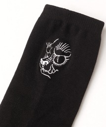 倭物やカヤ（ワモノヤカヤ）の「【石黒亜矢子×倭物やカヤ】刺繍黒猫 足袋靴下23～25cm（ソックス/靴下）」