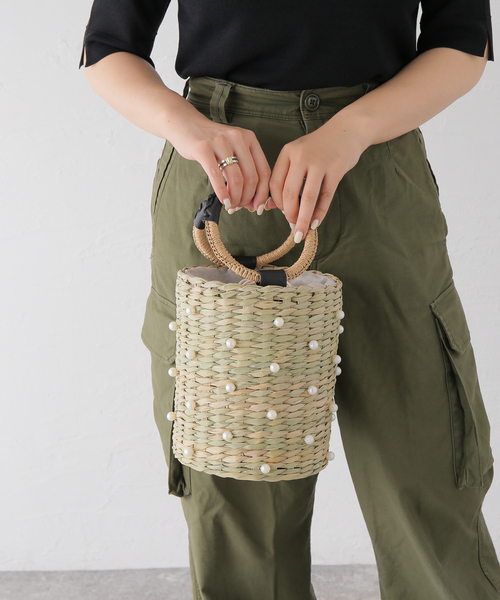 MIAN （ミアン）の「MIAN/ミアン パールカゴBAG（かごバッグ・レディース・ブラック/アイボリー・FREE）」の3枚目の写真