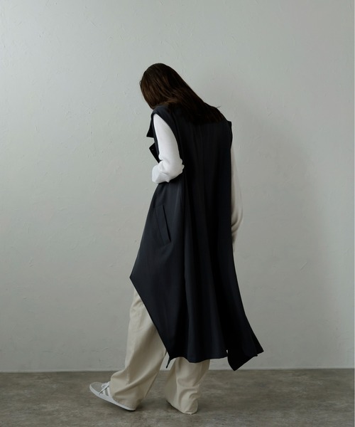 MINERTE】cut out tailored gilet / 裾カットアウトテーラード