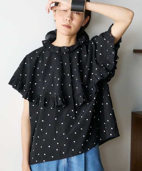 Libra Cue(リブラ キュー)の「ケープフリルブラウス(シャツ/ブラウス・レディース・グリーン/ブラック/ナチュラル/ドット・FREE)」の18枚目の写真