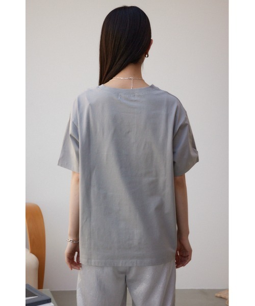AZUL by moussy（アズールバイマウジー）の「メタリックロゴTシャツ（Tシャツ/カットソー・レディース・オフホワイト/グレー/ブラック・FREE）」の19枚目の写真