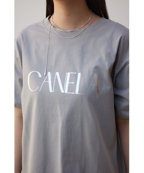 AZUL by moussy（アズールバイマウジー）の「メタリックロゴTシャツ（Tシャツ/カットソー・レディース・オフホワイト/グレー/ブラック・FREE）」の18枚目の写真