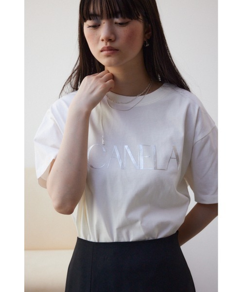AZUL by moussy（アズールバイマウジー）の「メタリックロゴTシャツ（Tシャツ/カットソー・レディース・オフホワイト/グレー/ブラック・FREE）」の14枚目の写真