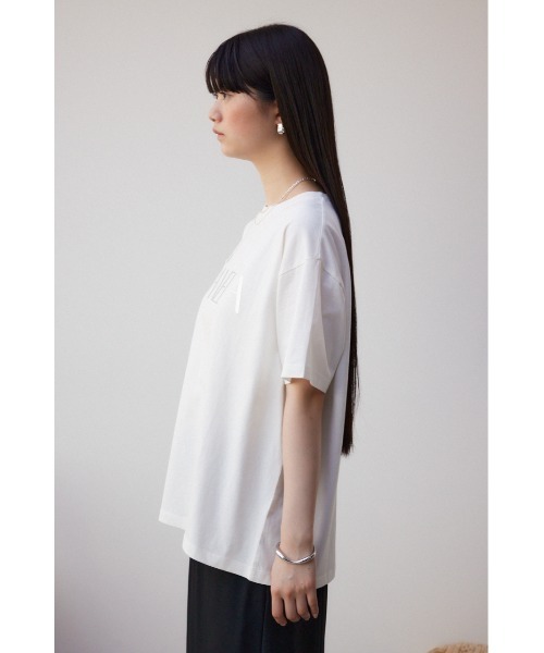 AZUL by moussy（アズールバイマウジー）の「メタリックロゴTシャツ（Tシャツ/カットソー・レディース・オフホワイト/グレー/ブラック・FREE）」の9枚目の写真