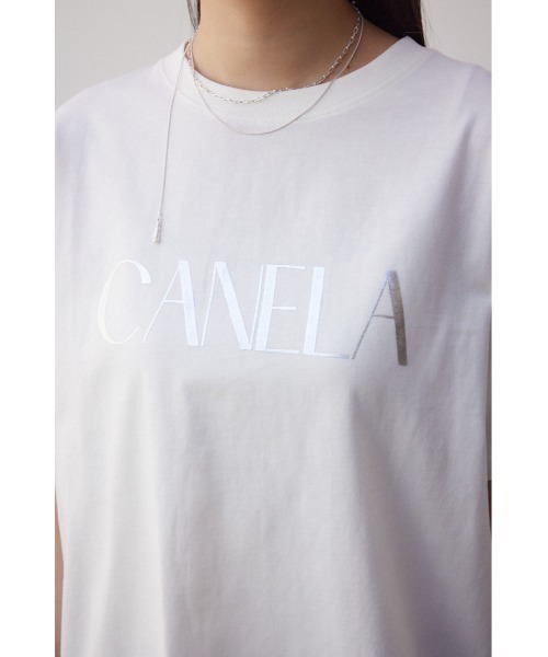 AZUL by moussy（アズールバイマウジー）の「メタリックロゴTシャツ（Tシャツ/カットソー・レディース・オフホワイト/グレー/ブラック・FREE）」の7枚目の写真