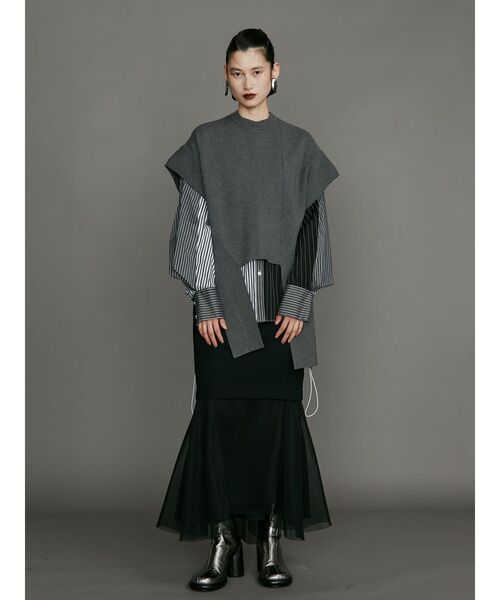 UN3D.（アンスリード）の「ASYMME ARCH KNIT VEST / アシメアーチ 