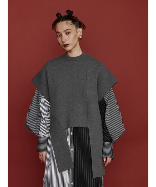 UN3D.（アンスリード）の「ASYMME ARCH KNIT VEST / アシメアーチ 