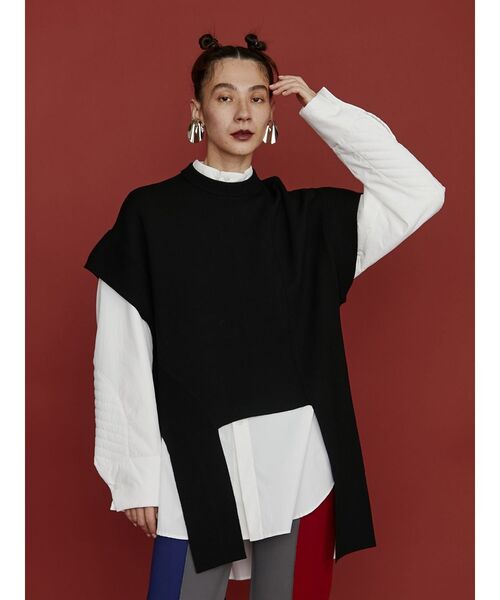 UN3D.（アンスリード）の「ASYMME ARCH KNIT VEST / アシメ