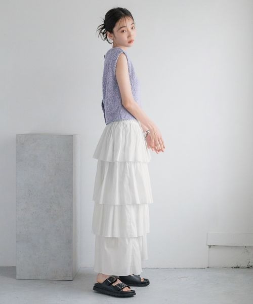 LOWRYS FARM（ローリーズファーム）の「フリルティアードスカート　137303（スカート・レディース・ブラック/アイボリー/チャコールグレー・FREE）」の7枚目の写真