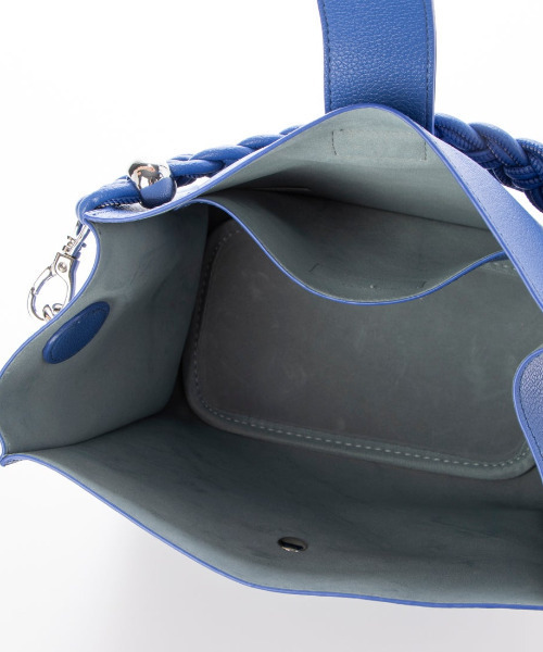 cache cache(カシュ カシュ)の「カシュカシュ cachecache / ベルトフラップメッシュハンドル2wayトート(ショルダーバッグ・レディース・ライトグレー/ブルー/ブラック・FREE)」の14枚目の写真