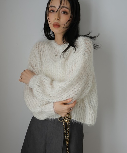 Girly Doll(ガーリードール)の「キラキラ透かしショートプルオーバー(ニット/セーター・レディース・アイボリー/ブルー/イエロー/ピンク・F)」の21枚目の写真