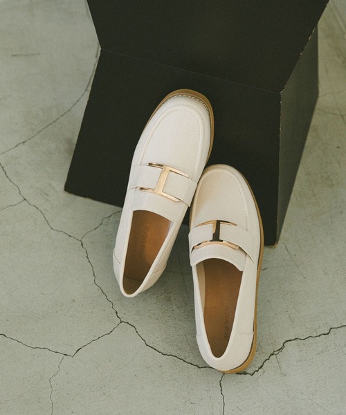 GLOBAL WORK（グローバルワーク）の「エアかる厚底ローファー/136031（ローファー・レディース・シルバー/ブラック/ブラック系/ブラック系2/ブラック系3/ブラック系その他4/ブラウン/アイボリー・MEDIUM/LARGE/SMALL）」の2枚目の写真