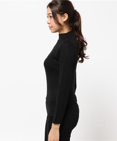 LBC（エルビーシー）の「12G4シャコンボトルネックプルオーバー（ニット/セーター・レディース・グレー/ブルー/マスタード/ブラック/オリーブ・MEDIUM）」の6枚目の写真