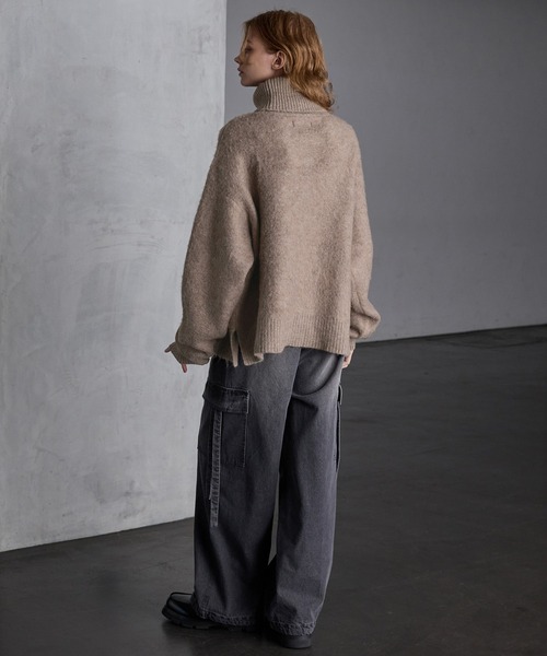 SERACE(セラス)の「【SERACE】Loose melange turtle neck knit / ルーズメランジタートルネックニット(ニット/セーター・メンズ・オフホワイト/ブラウン系/ブラック・L/M)」の5枚目の写真