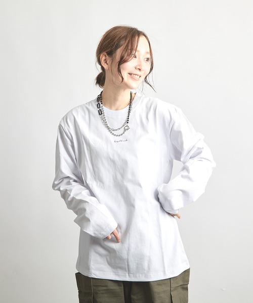 B'day(ビーデイ)の「ヘヴィウェイト天竺 プリント 長袖 クルーネック(Tシャツ/カットソー・レディース・ブラック/ホワイト/ベージュ・LARGE/MEDIUM)」の20枚目の写真