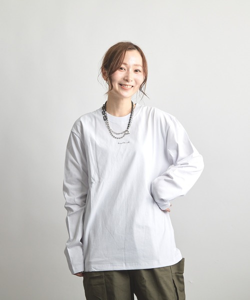 B'day(ビーデイ)の「ヘヴィウェイト天竺 プリント 長袖 クルーネック(Tシャツ/カットソー・レディース・ブラック/ホワイト/ベージュ・LARGE/MEDIUM)」の22枚目の写真