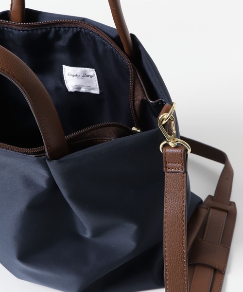 Legato Largo（レガートラルゴ）の「Legato largo　撥水ナイロン2WAYショルダーバッグ（ショルダーバッグ・レディース・ネイビー/ライトブラウン/ブラック・ONE）」の19枚目の写真