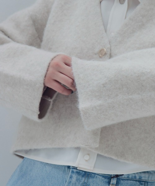 DRESSLAVE(ドレスレイブ)の「yak alpaca collarless jacket(ヤクアルパカカラーレスショート丈ジャケット)(ノーカラージャケット・レディース・ホワイト/ブラック・38)」の6枚目の写真