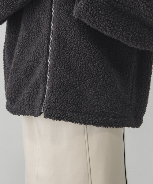 GLOBAL WORK（グローバルワーク）の「ボアスタンドブルゾン/115435（ブルゾン・レディース・チャコール/モカ/アイボリー・FREE）」の22枚目の写真