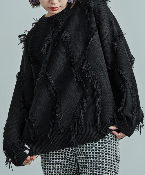 Fashion Letter(ファッションレター)の「ジグザグフリンジ オーバーサイズニット(ニット/セーター・レディース・アイボリー/ブラック・M)」の15枚目の写真
