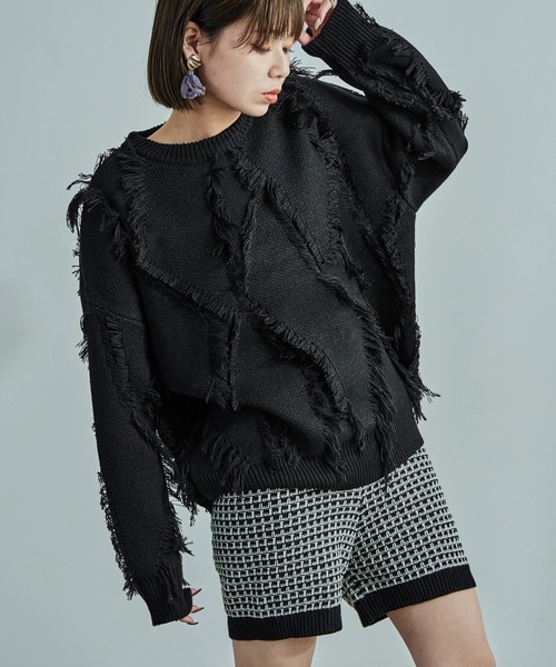 Fashion Letter(ファッションレター)の「ジグザグフリンジ オーバーサイズニット(ニット/セーター・レディース・アイボリー/ブラック・M)」の17枚目の写真