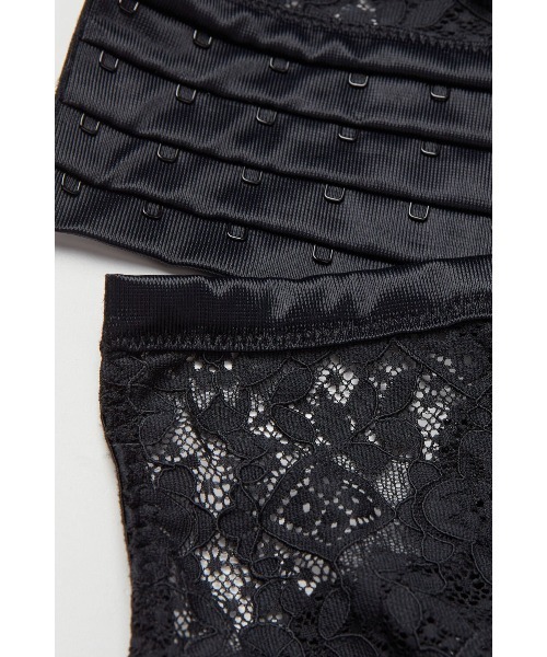 Intimissimi(インティミッシミ)の「Eleonora レース ブラジャー(ブラジャー・レディース・キナリ/ブラック・85B/85C/70C/75B/80C/75C/80B/70B/75D)」の7枚目の写真