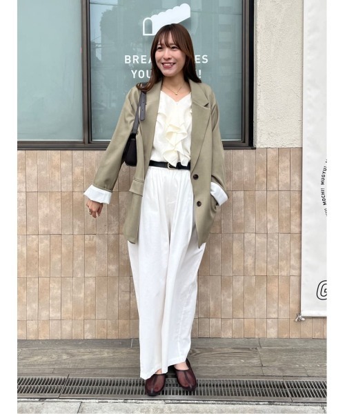 カーヴィパンツ　ホワイト 12closet(トゥエルブクローゼット)の【石上美津江さんコラボ