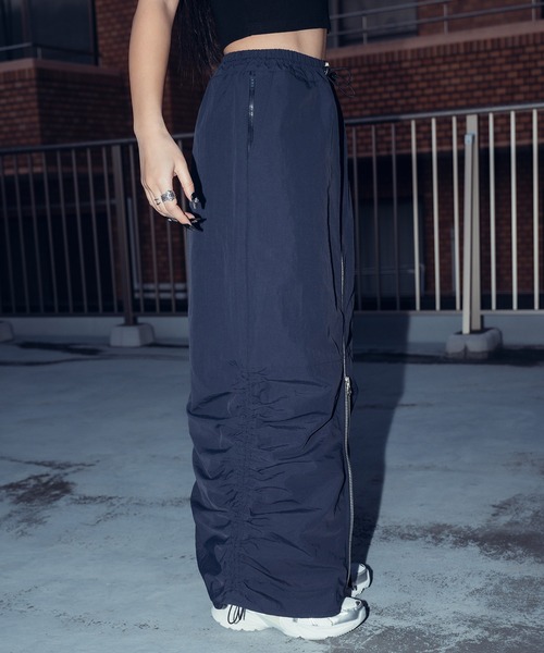 Subciety(サブサエティ)の「Front zip gather skirt【WOMEN】(スカート・レディース・ブラック/ネイビー・FREE)」の12枚目の写真