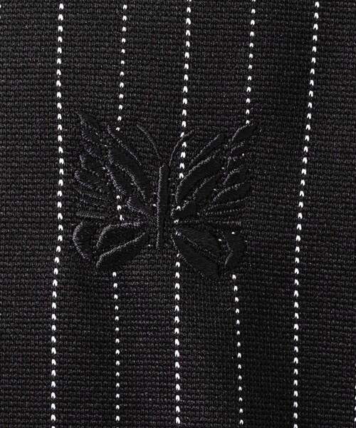 Needles(ニードルス)の「【NEEDLES/ニードルズ】〈別注〉 Track Crew Neck Shirt - Poly Jq / Braiding(スウェット・メンズ・ブラック/グレイッシュベージュ・S/M/L)」の18枚目の写真