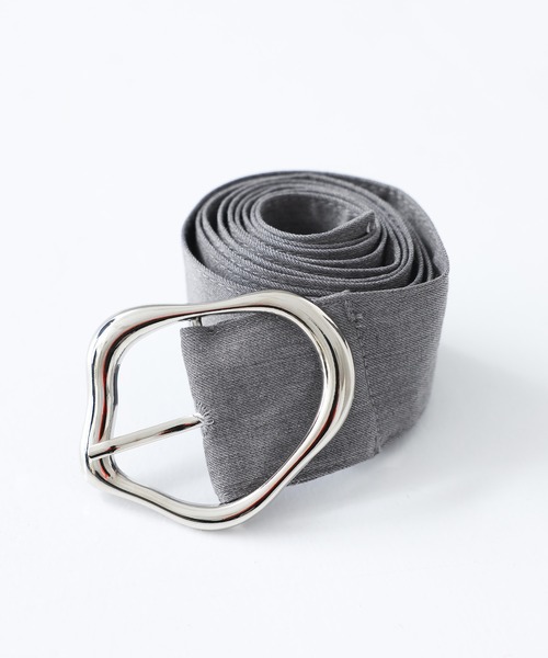 kOhAKU（コハク）の「『変形ベルトバックルタックパンツ』（スラックス・レディース・ブラック/グレー・1/2）」の20枚目の写真