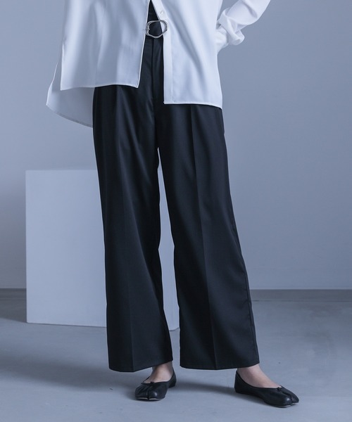 kOhAKU（コハク）の「『変形ベルトバックルタックパンツ』（スラックス・レディース・ブラック/グレー・1/2）」の6枚目の写真