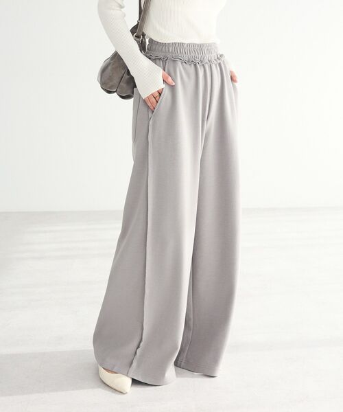 CRAFT STANDARD BOUTIQUE(クラフトスタンダードブティック)の「【ユニセックス】ダブルフェイスカットオフワイドパンツ(スウェットパンツ・レディース・グレー/ブラック/ベージュ・L/M/S)」の5枚目の写真