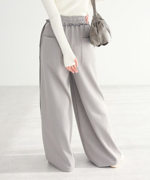 CRAFT STANDARD BOUTIQUE(クラフトスタンダードブティック)の「【ユニセックス】ダブルフェイスカットオフワイドパンツ(スウェットパンツ・レディース・グレー/ブラック/ベージュ・L/M/S)」の9枚目の写真