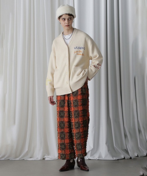 ROSE BUD（ローズバッド）の「(GENE HEAVENS)エンブロイダリー カレッジニットカーディガン（カーディガン/ボレロ・レディース・ホワイト・ONE SIZE）」の5枚目の写真