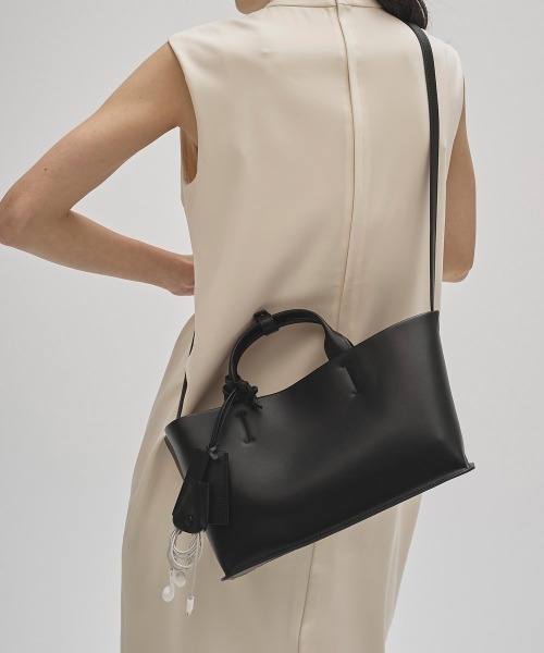 A*様 TODAYFUL Useful Leather Bag（M） Useful Leather Bag(M)（トートバッグ）｜TODAYFUL（トゥデイ