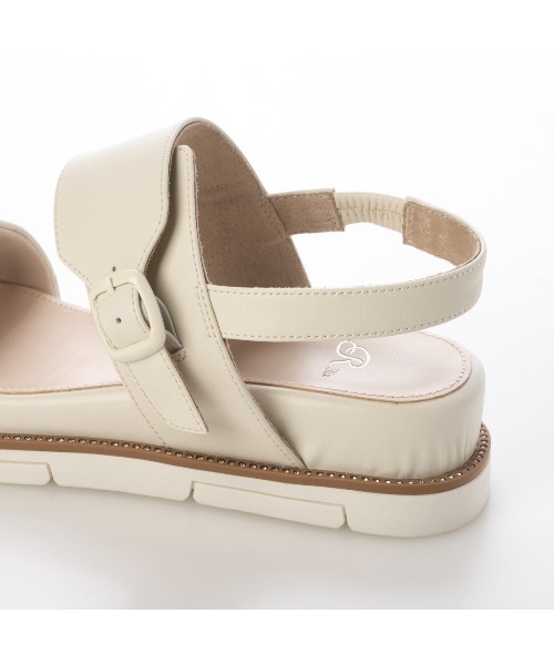 Riz raffinee（リズラフィーネ）の「フッドベッドサンダル（サンダル・レディース・ブラック/ベージュ/アイボリー・L/M/S）」の9枚目の写真