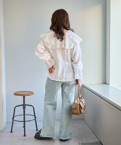 Kastane（カスタネ）の「【低身長サイズ/2サイズ展開】ウォッシュドストレートデニムパンツ（デニムパンツ・レディース・ブラック/ブルー・1/0）」の16枚目の写真