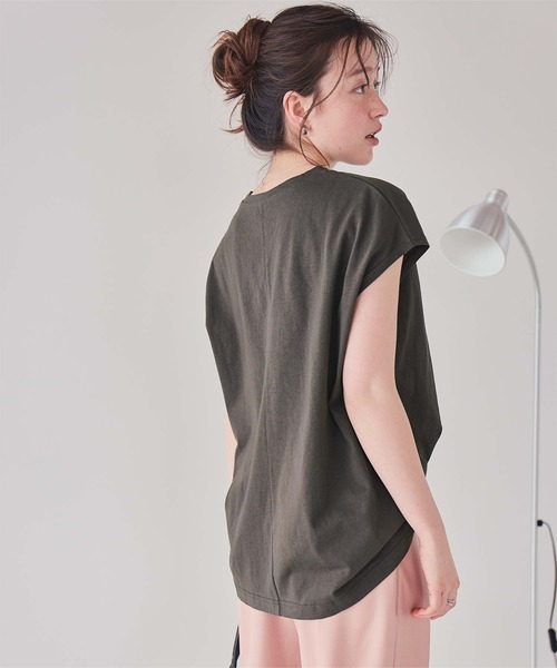 titivate(ティティベイト)の「箔プリントフレンチスリーブTシャツ(Tシャツ/カットソー・レディース・ブルー/チャコール/オフホワイト・L/M/S)」の13枚目の写真