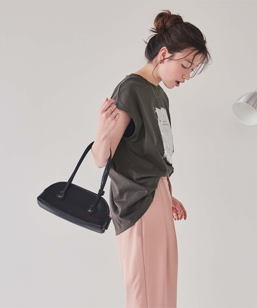 titivate(ティティベイト)の「箔プリントフレンチスリーブTシャツ(Tシャツ/カットソー・レディース・ブルー/チャコール/オフホワイト・L/M/S)」の17枚目の写真