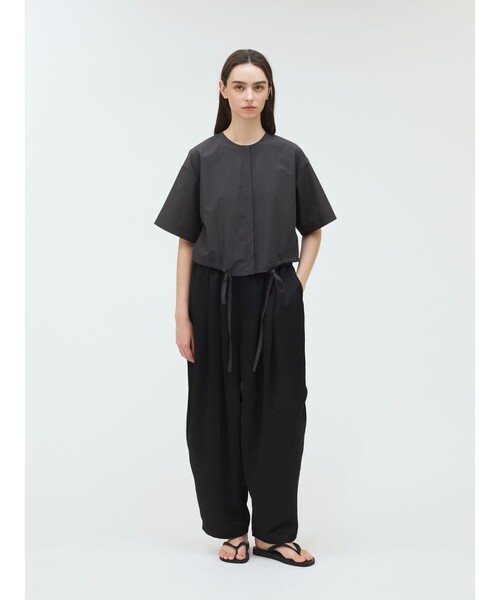 mizuiroind（ミズイロインド）の「mizuiro ind ドローストリングシャツ（シャツ/ブラウス・レディース・ネイビー/チャコールグレー/ブラック/オフホワイト・FREE）」の9枚目の写真