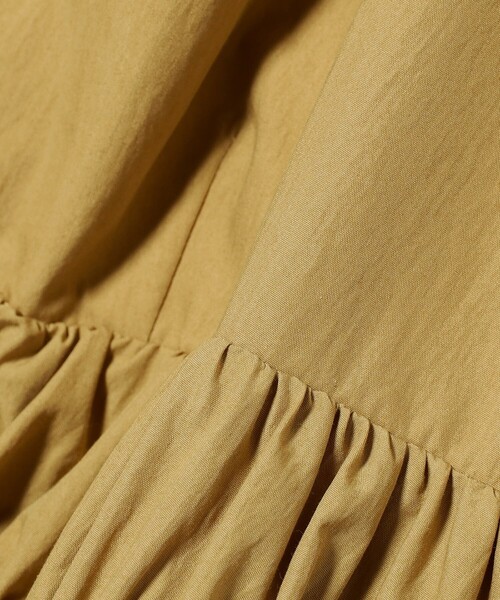 Ray BEAMS（レイビームス）の「シャーリング キャミ ワンピース [手洗い可]（ワンピース・レディース・ブラック/イエロー系その他5・1/0）」の16枚目の写真