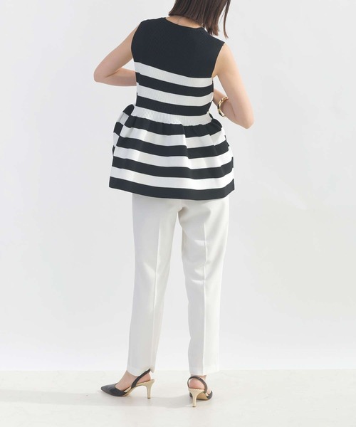 PICCIN PERLA(ピッチンペルラ)の「ノ-スリーブペプラムニット(ニット/セーター・レディース・オフホワイト/ブラック/ホワイト系その他・M)」の17枚目の写真