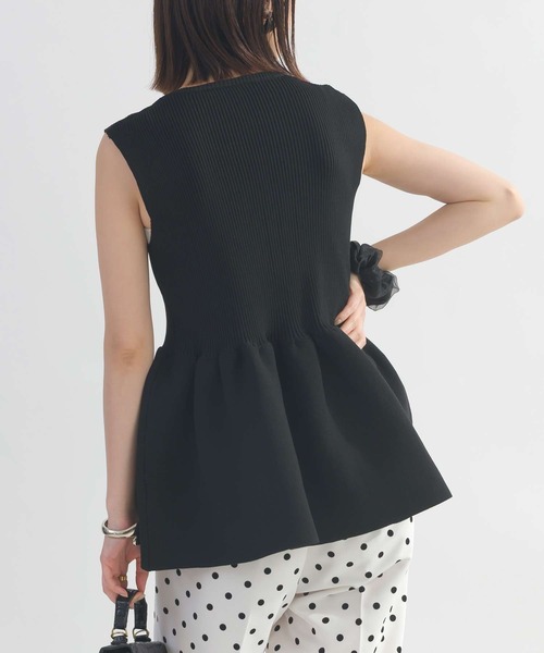 PICCIN PERLA(ピッチンペルラ)の「ノ-スリーブペプラムニット(ニット/セーター・レディース・オフホワイト/ブラック/ホワイト系その他・M)」の20枚目の写真