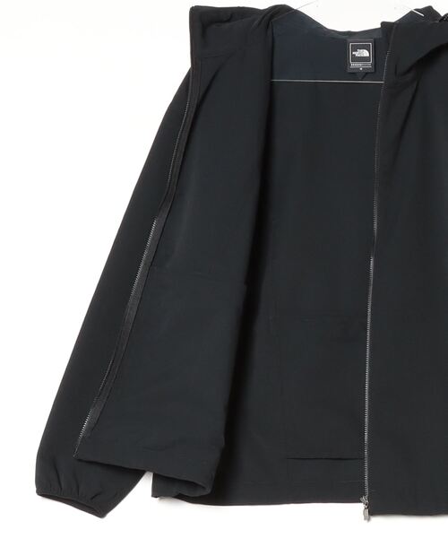 THE NORTH FACE（ザノースフェイス）の「ザ ノース フェイス THE NORTH FACE TNF Be Free Jacket TNFビーフリージャケット（マウンテンパーカー・レディース・グリーン/ブラック・M/L/XL）」の4枚目の写真