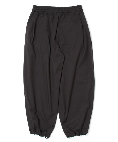 +CLOSET(プラスクローゼット)の「ドロストワイドパンツ(カーゴパンツ・メンズ・ブラック/ホワイト・X-LARGE/LARGE/MEDIUM)」の5枚目の写真