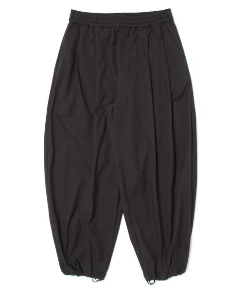 +CLOSET(プラスクローゼット)の「ドロストワイドパンツ(カーゴパンツ・メンズ・ブラック/ホワイト・X-LARGE/LARGE/MEDIUM)」の4枚目の写真