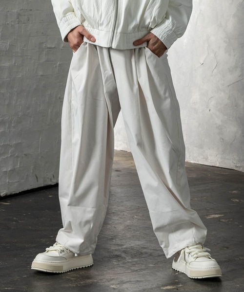 +CLOSET(プラスクローゼット)の「ドロストワイドパンツ(カーゴパンツ・メンズ・ブラック/ホワイト・X-LARGE/LARGE/MEDIUM)」の22枚目の写真