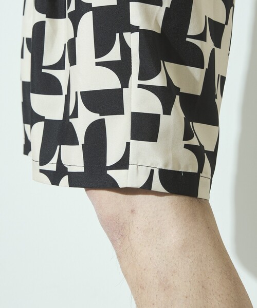 Firsthand（ファーストハンド）の「Firsthand/ファーストハンド パターン イージーショーツ / 総柄デザインショートパンツ / セットアップ対応（その他パンツ・メンズ・オフホワイト/ベージュ/ブラック・L/M）」の13枚目の写真